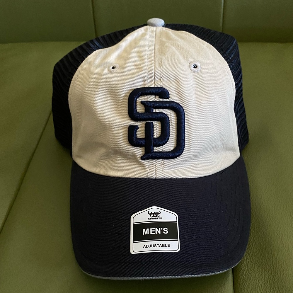 NWT San Diego Padres Adjustable Hat